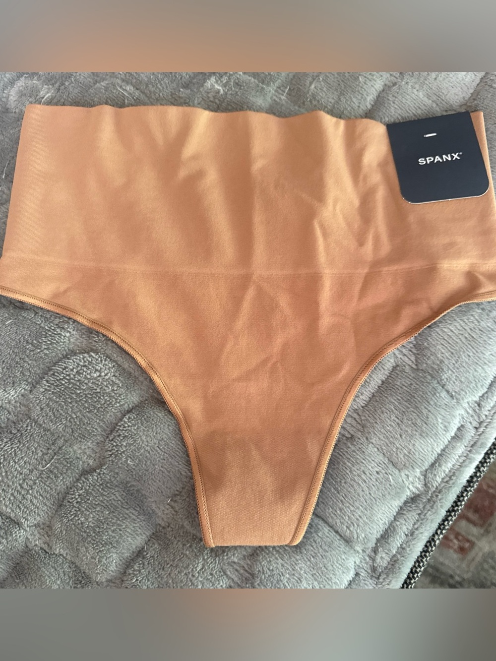SPANX Seamless Thong Panties Underwear Naked 3.0 SS0815 NWT M Support Level 2